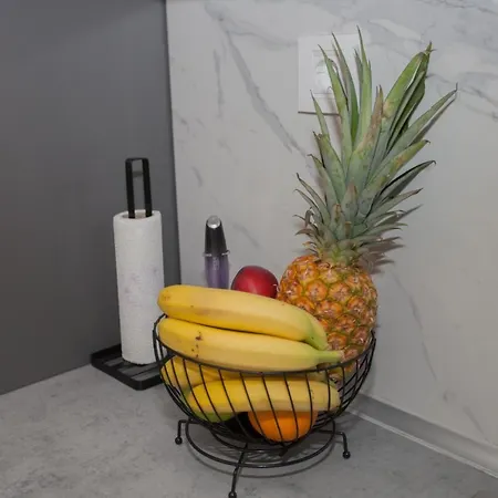 Apartman Lena *