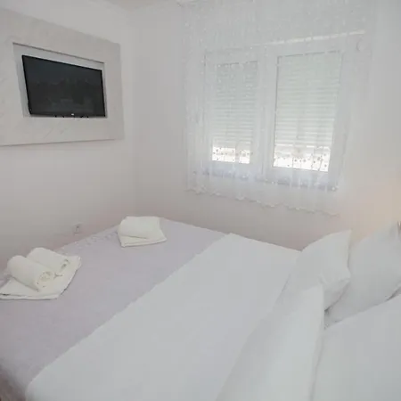 Apartman Lena * Требинье