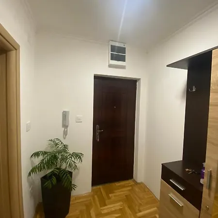 Apartman Lena